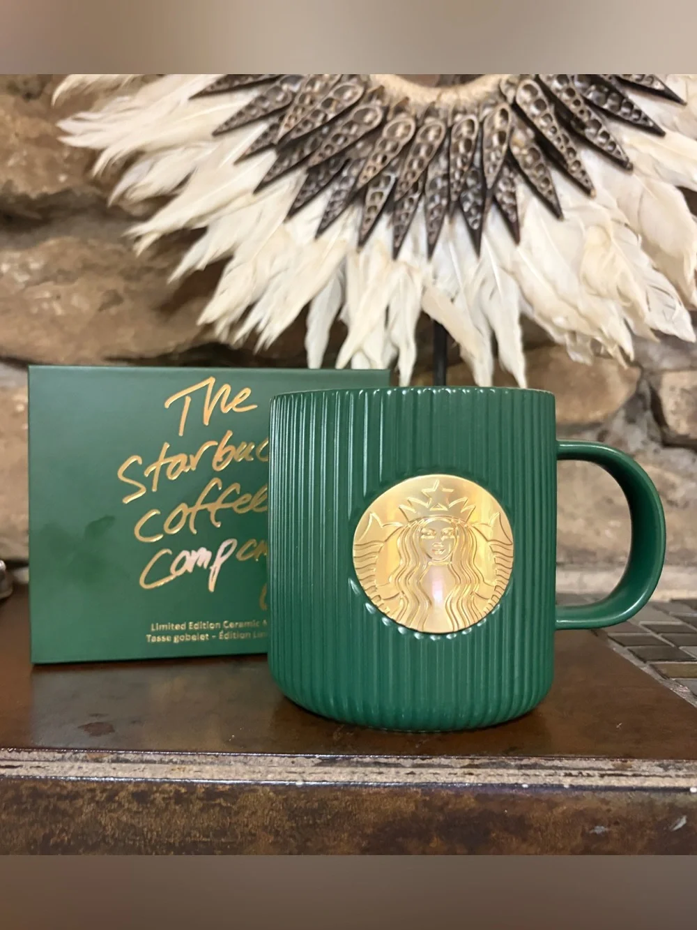NWT 2025 Limited Edition Starbucks Dark Green & Gold Pleated Ceramic Mug 14oz